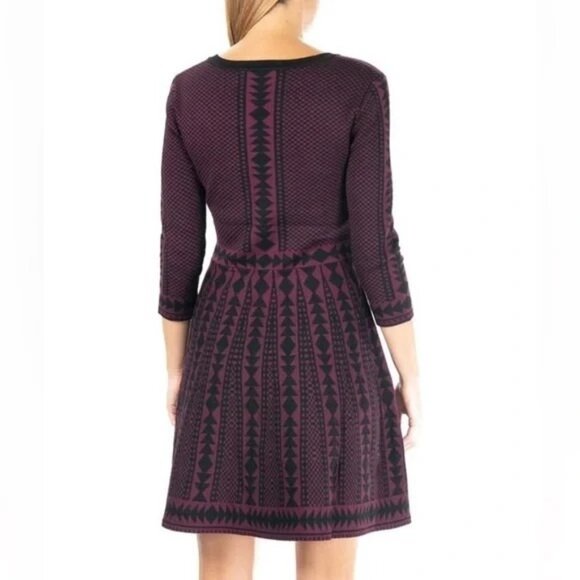 Nina Leonard Wine and Black Fit and Flare Sweater Knit Dress Size Medium NWT - Picture 10 of 15